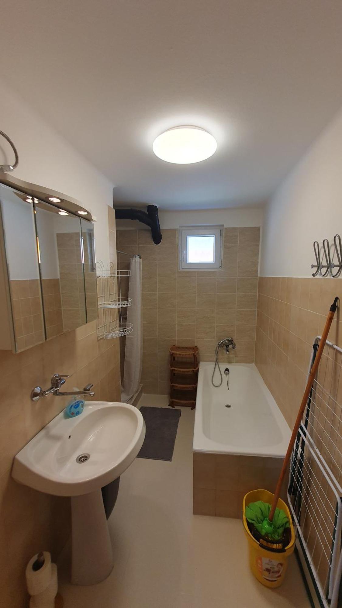 Berbe Apartman Balatonlelle Esterno foto